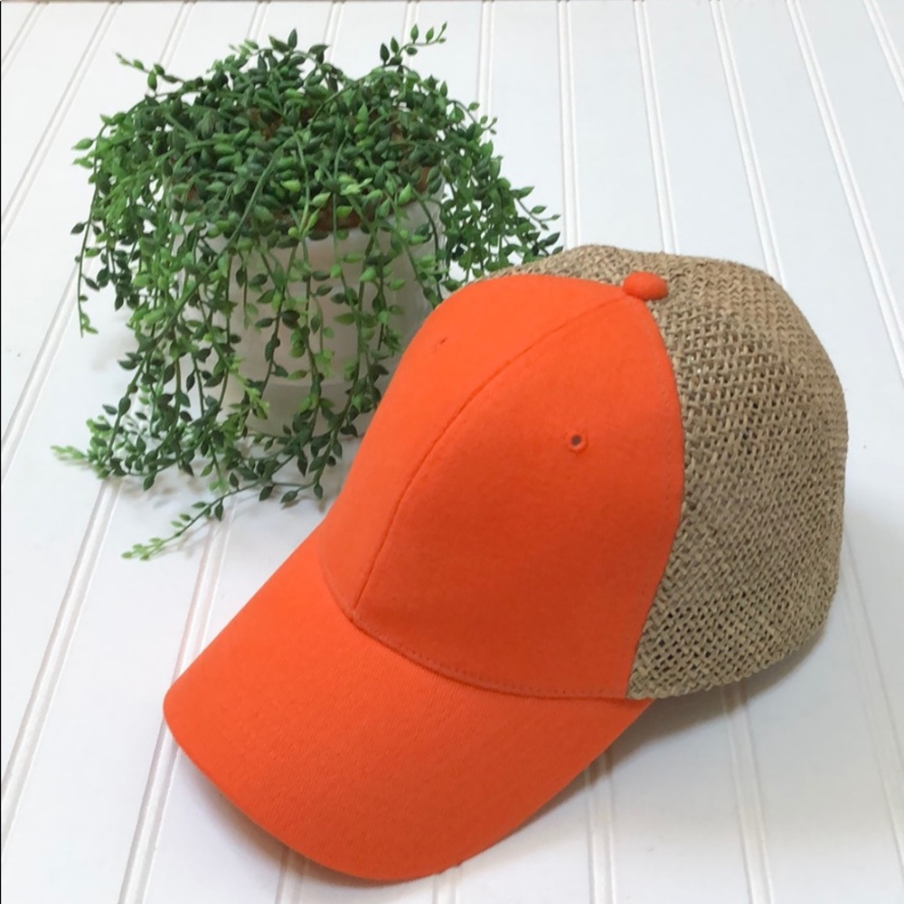 Fahrenheit hat - Picture 2 of 8